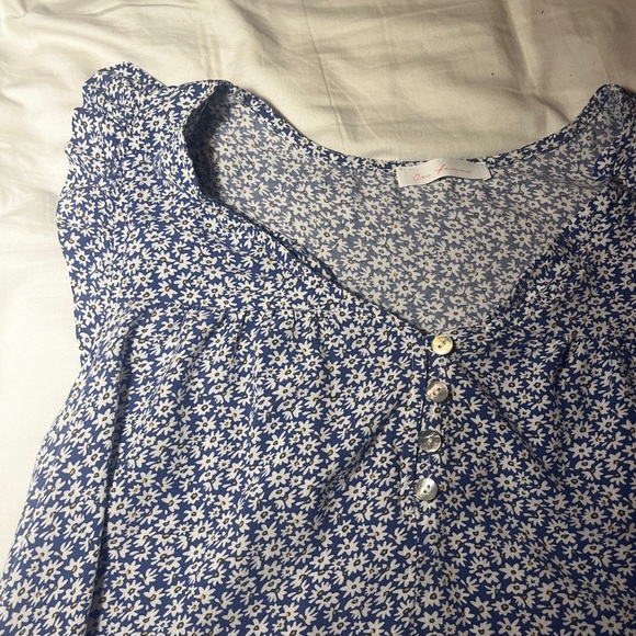 Boutique Dress OS - Picture 3 of 4